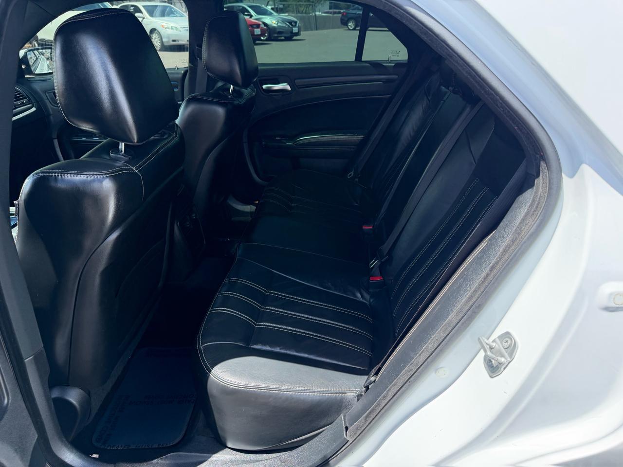 Chrysler 300 S V6 RWD 2016