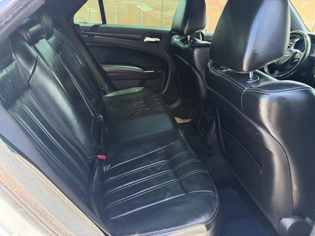 Chrysler 300 S V6 RWD 2016