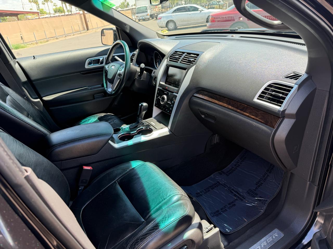 Ford Explorer Limited FWD 2015
