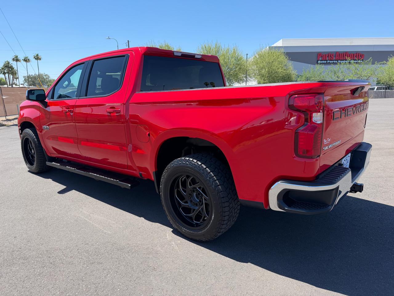 Chevrolet Silverado 1500 2WD Crew Cab 143.5" LT 2020