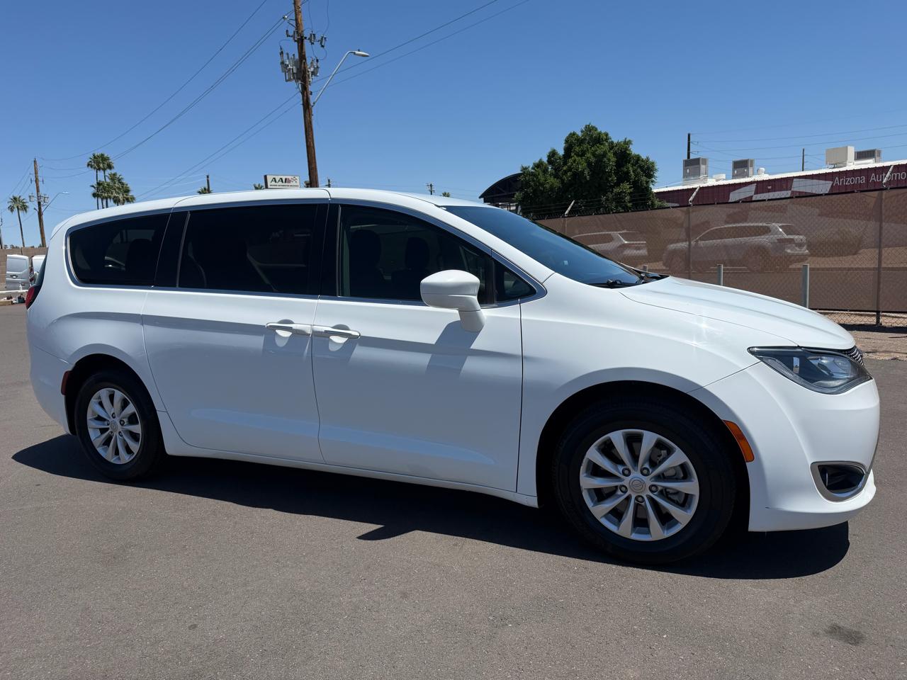 Chrysler Pacifica Touring Plus 2018