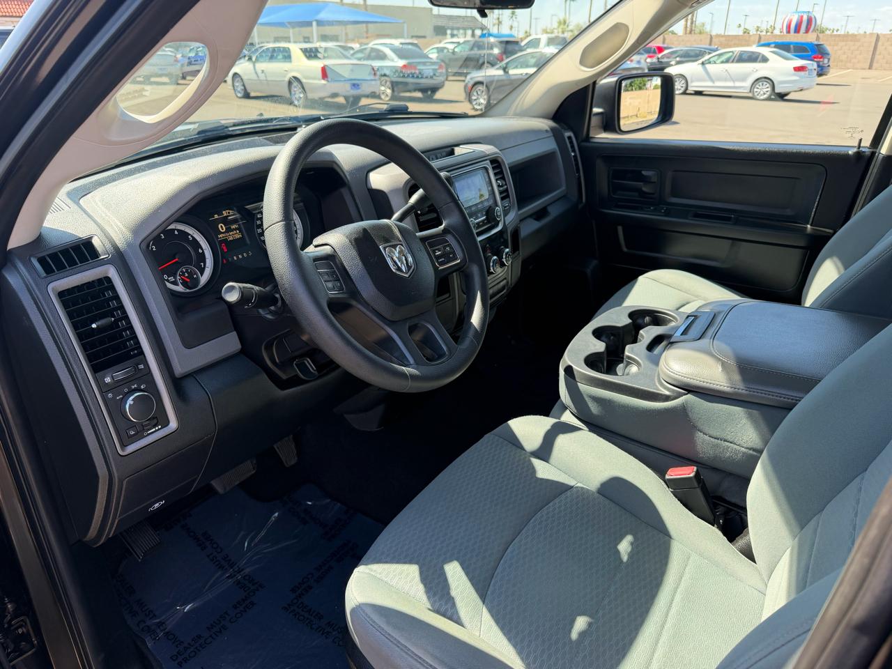 RAM 1500 2WD Crew Cab 140.5" Tradesman 2013