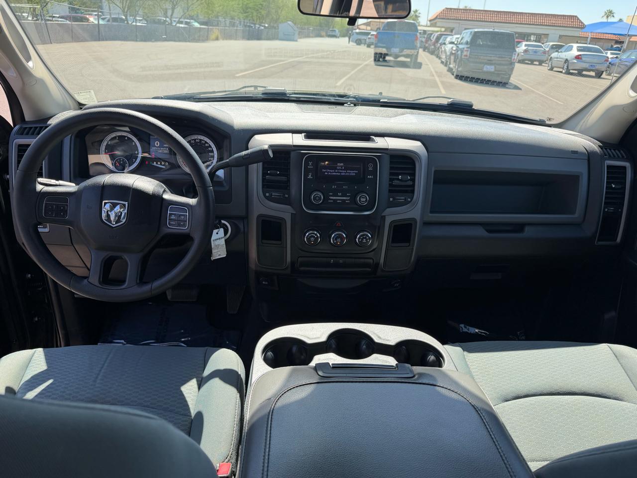 RAM 1500 2WD Crew Cab 140.5" Tradesman 2013