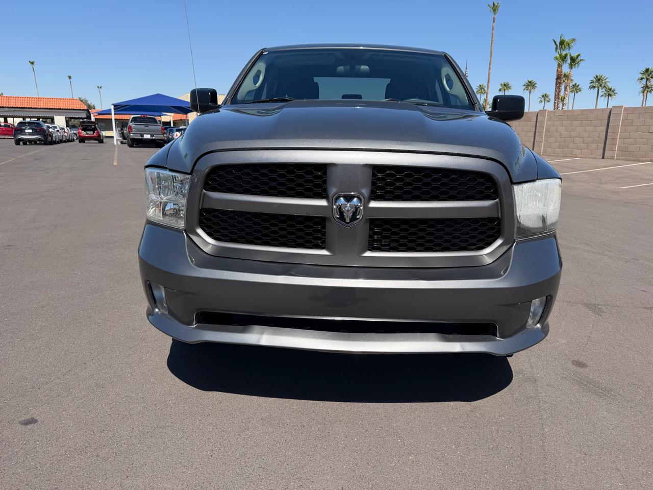 RAM 1500 4WD Crew Cab 140.5" Express 2013