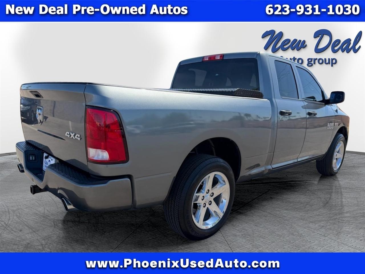 RAM 1500 4WD Crew Cab 140.5" Express 2013