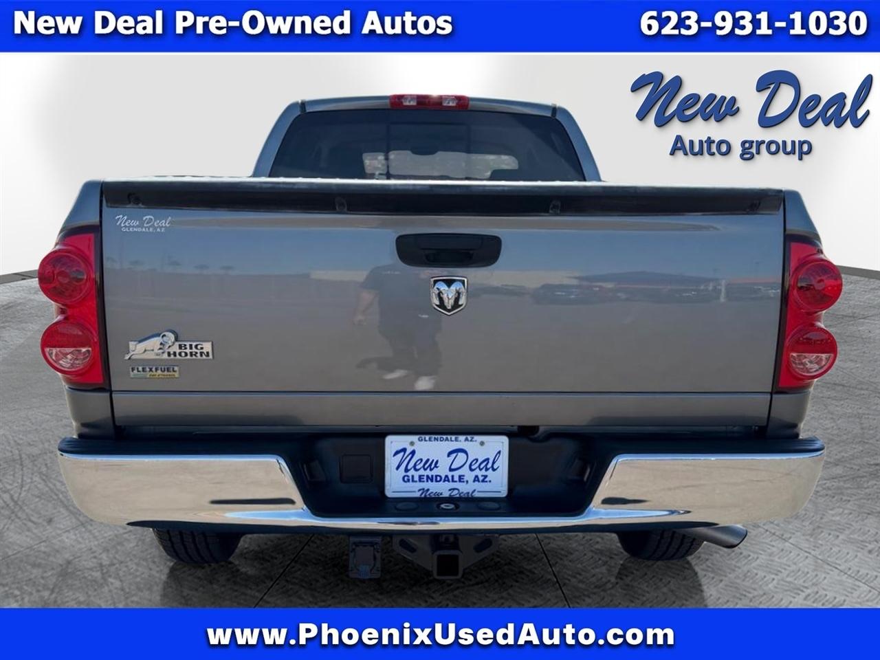 Dodge Ram 1500 2WD Quad Cab 140.5" SLT 2008