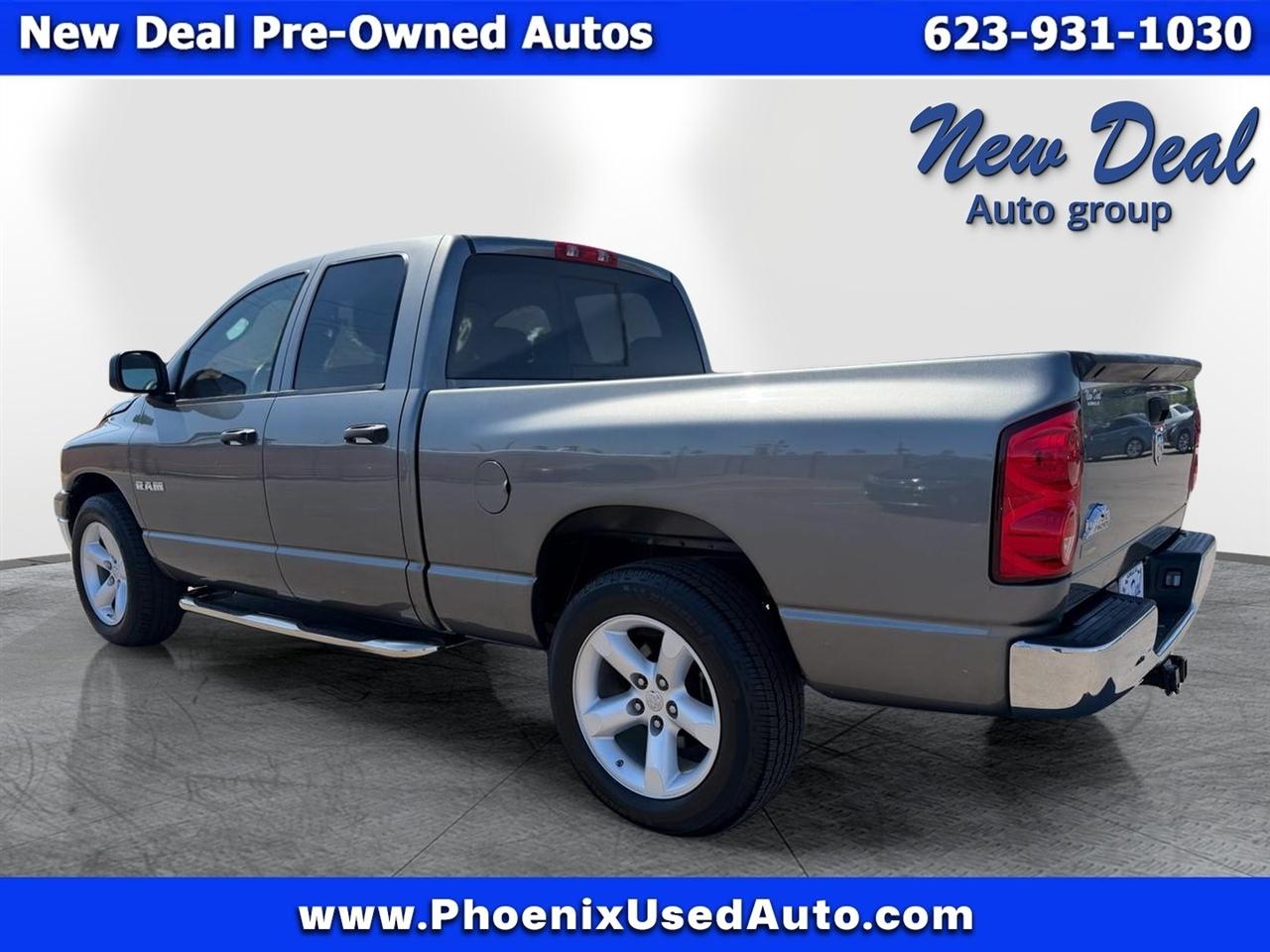 Dodge Ram 1500 2WD Quad Cab 140.5" SLT 2008