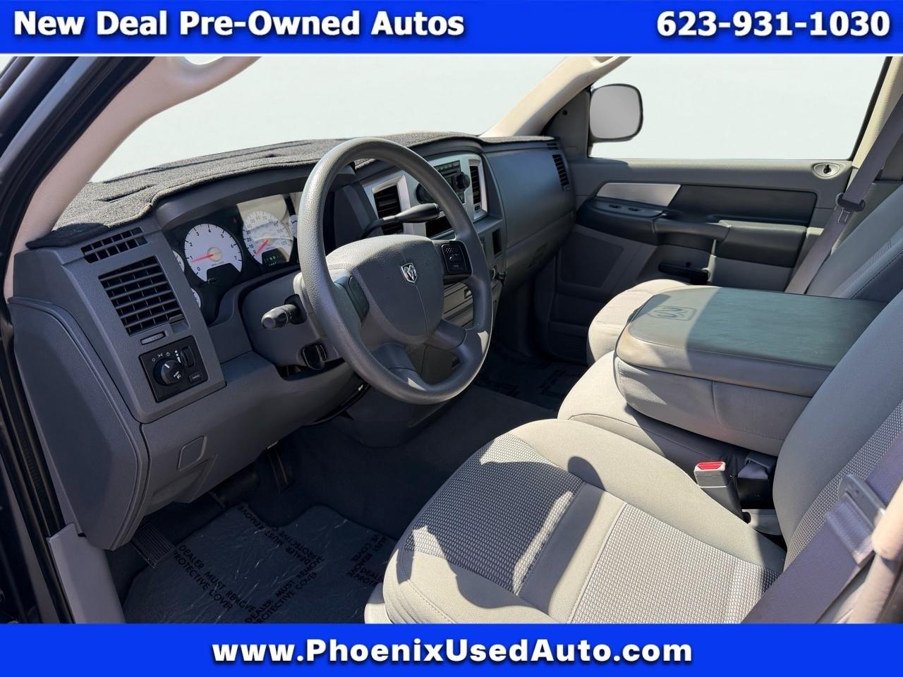 Dodge Ram 1500 2WD Quad Cab 140.5" SLT 2008