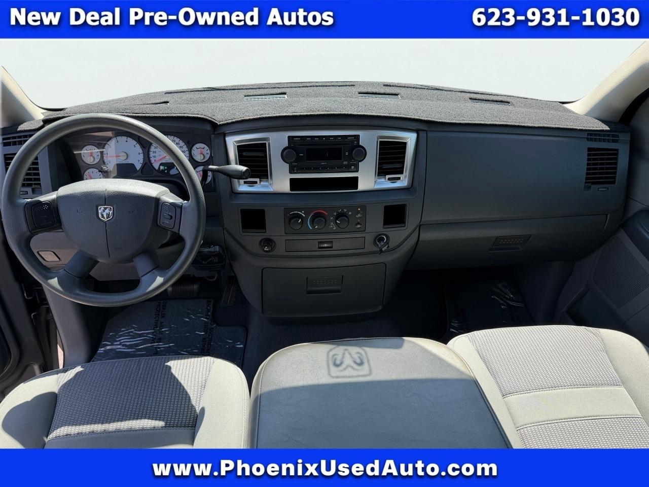 Dodge Ram 1500 2WD Quad Cab 140.5" SLT 2008