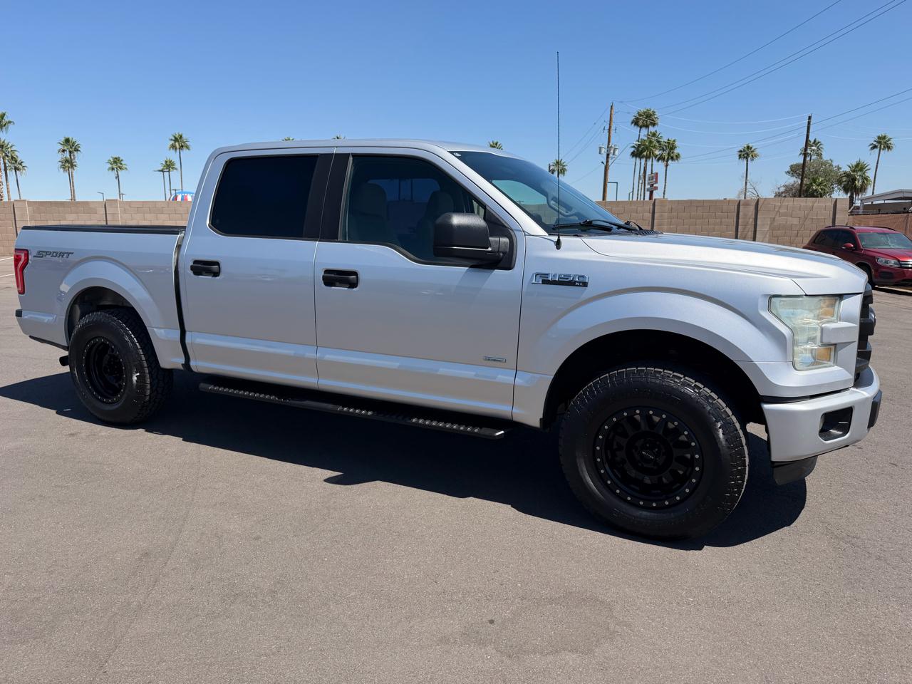 Ford F-150 2WD SuperCrew 139" XL 2015