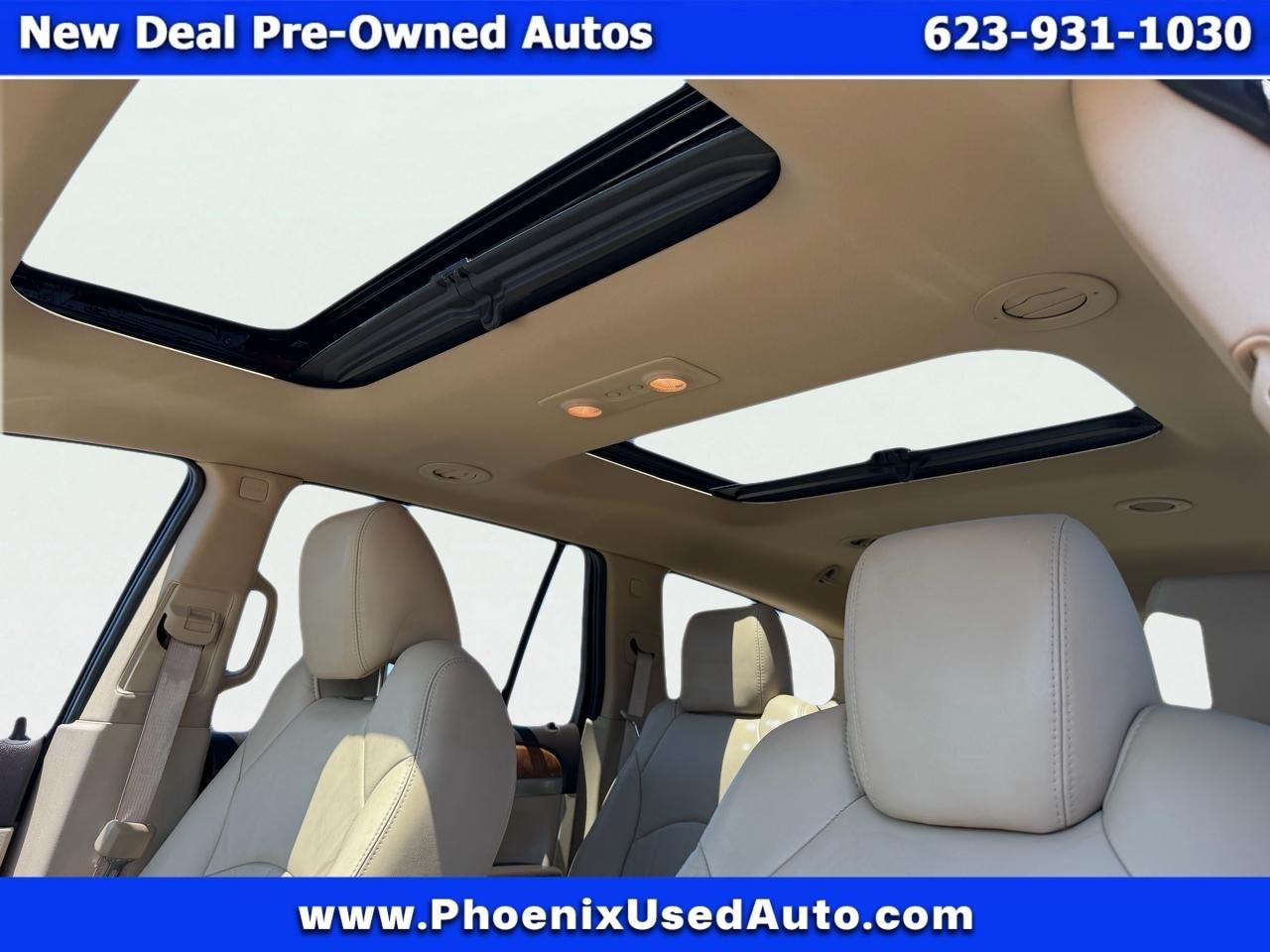 Buick Enclave Premium FWD 2012