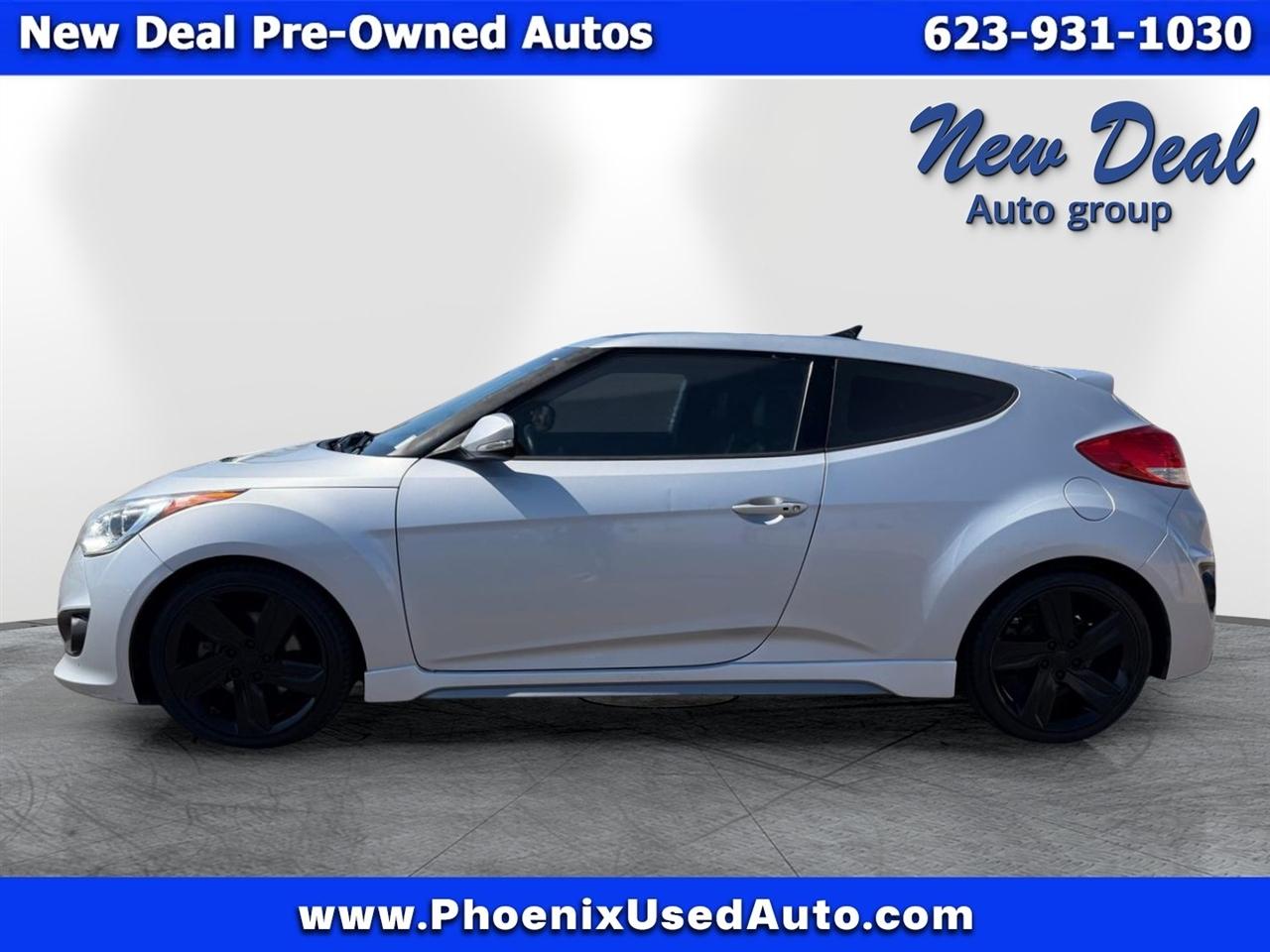 Hyundai Veloster Base 2013