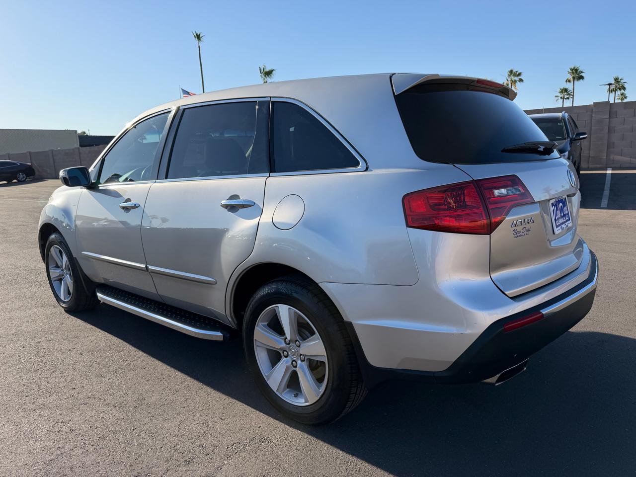 Acura MDX 6-Spd AT w/Tech Package 2011