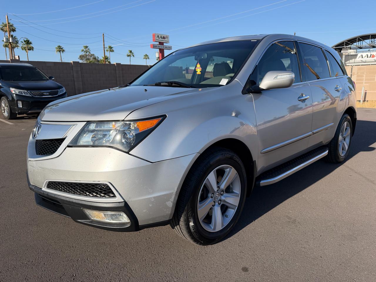 Acura MDX 6-Spd AT w/Tech Package 2011
