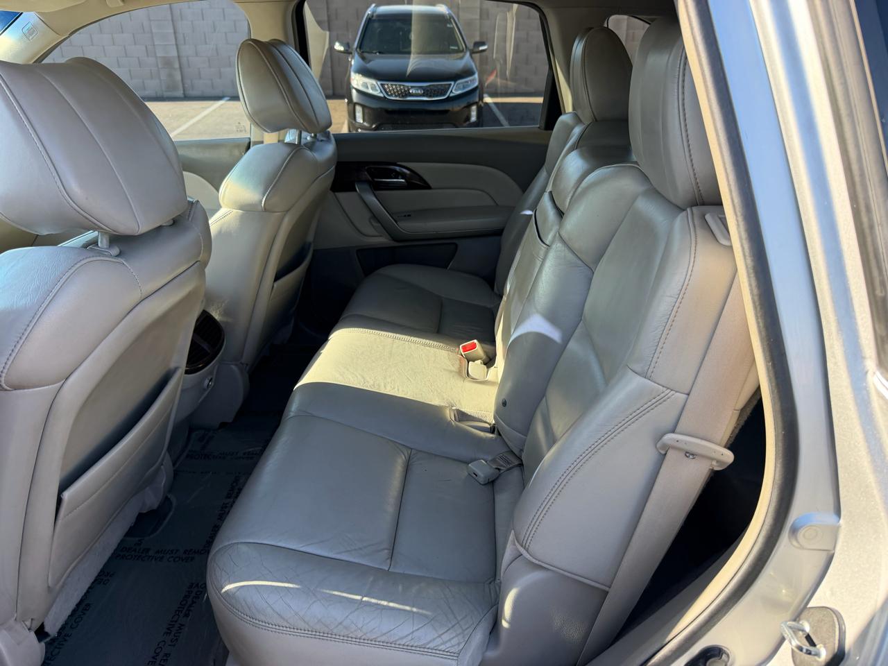 Acura MDX 6-Spd AT w/Tech Package 2011