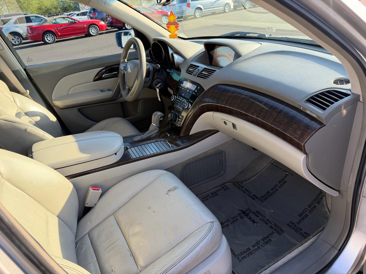 Acura MDX 6-Spd AT w/Tech Package 2011