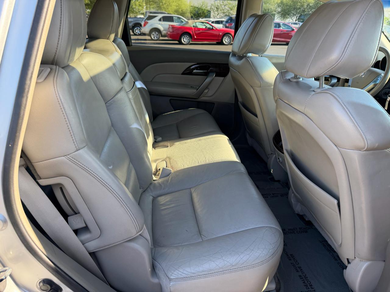 Acura MDX 6-Spd AT w/Tech Package 2011