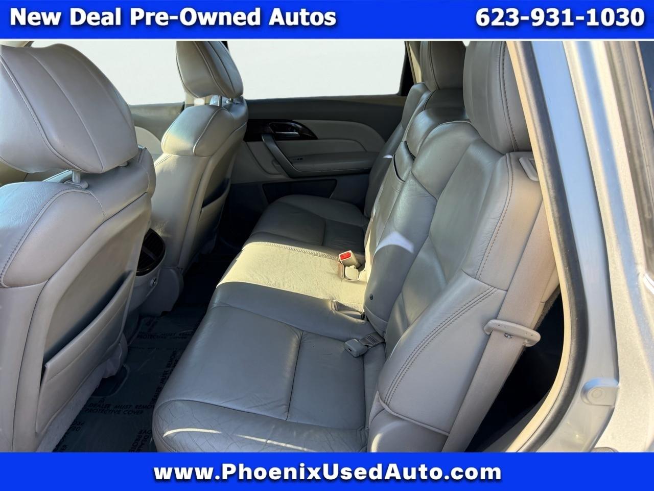 Acura MDX 6-Spd AT w/Tech Package 2011