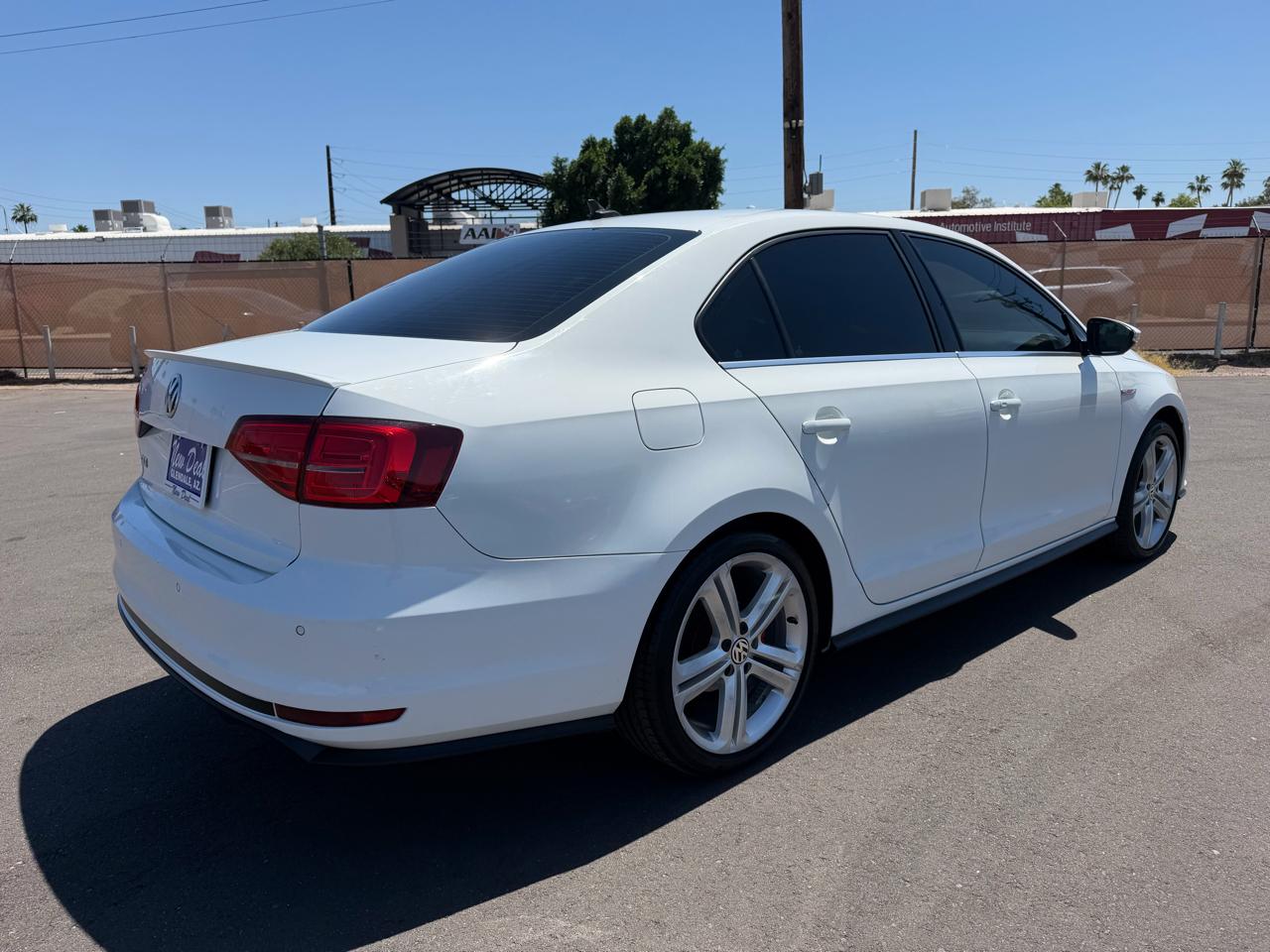 Volkswagen Jetta GLI SE 6A 2016