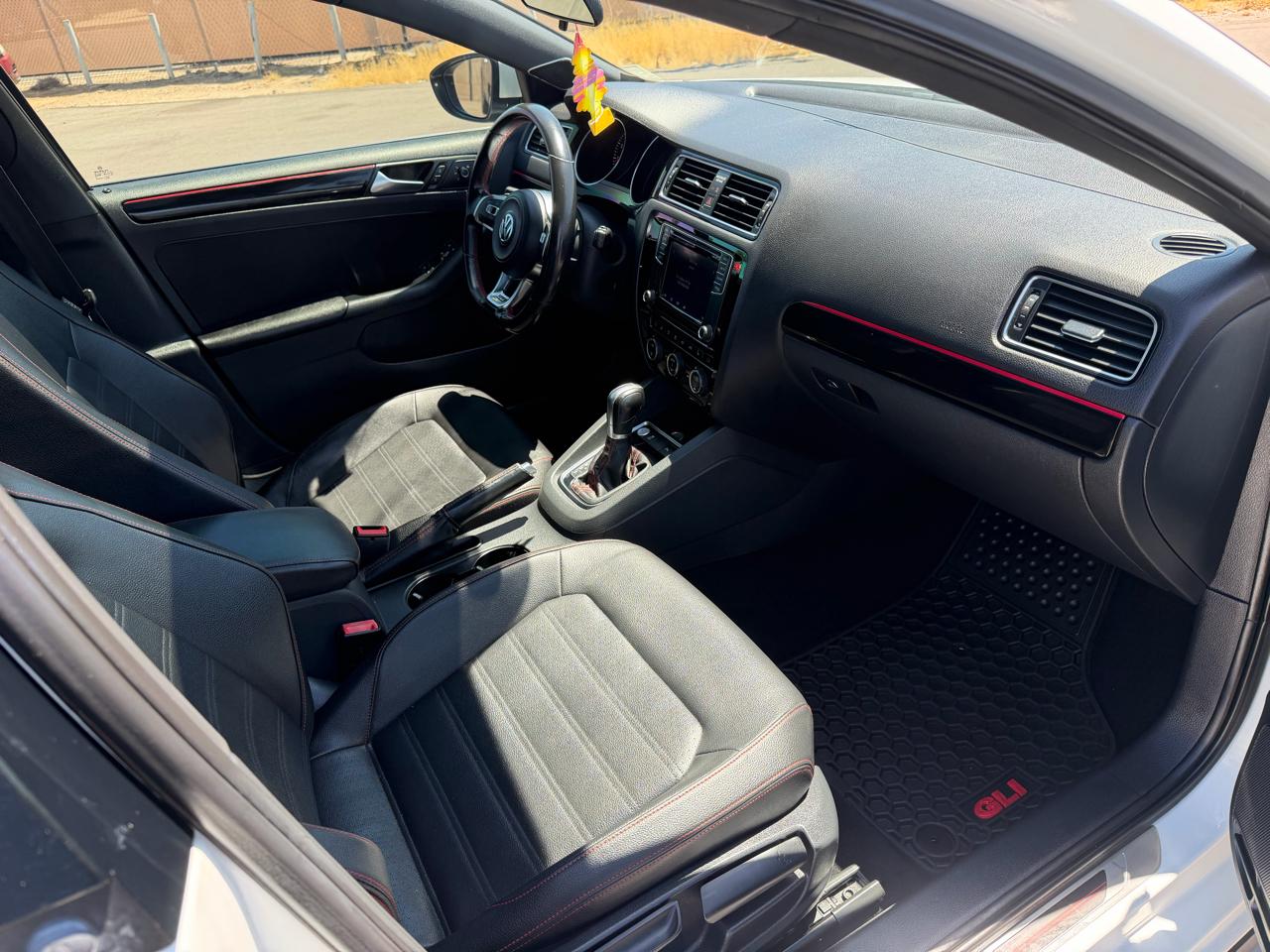 Volkswagen Jetta GLI SE 6A 2016