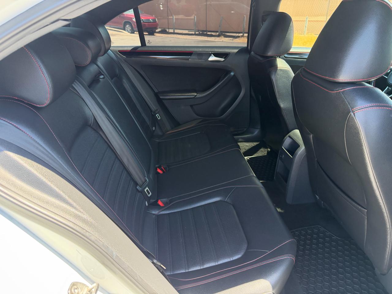 Volkswagen Jetta GLI SE 6A 2016