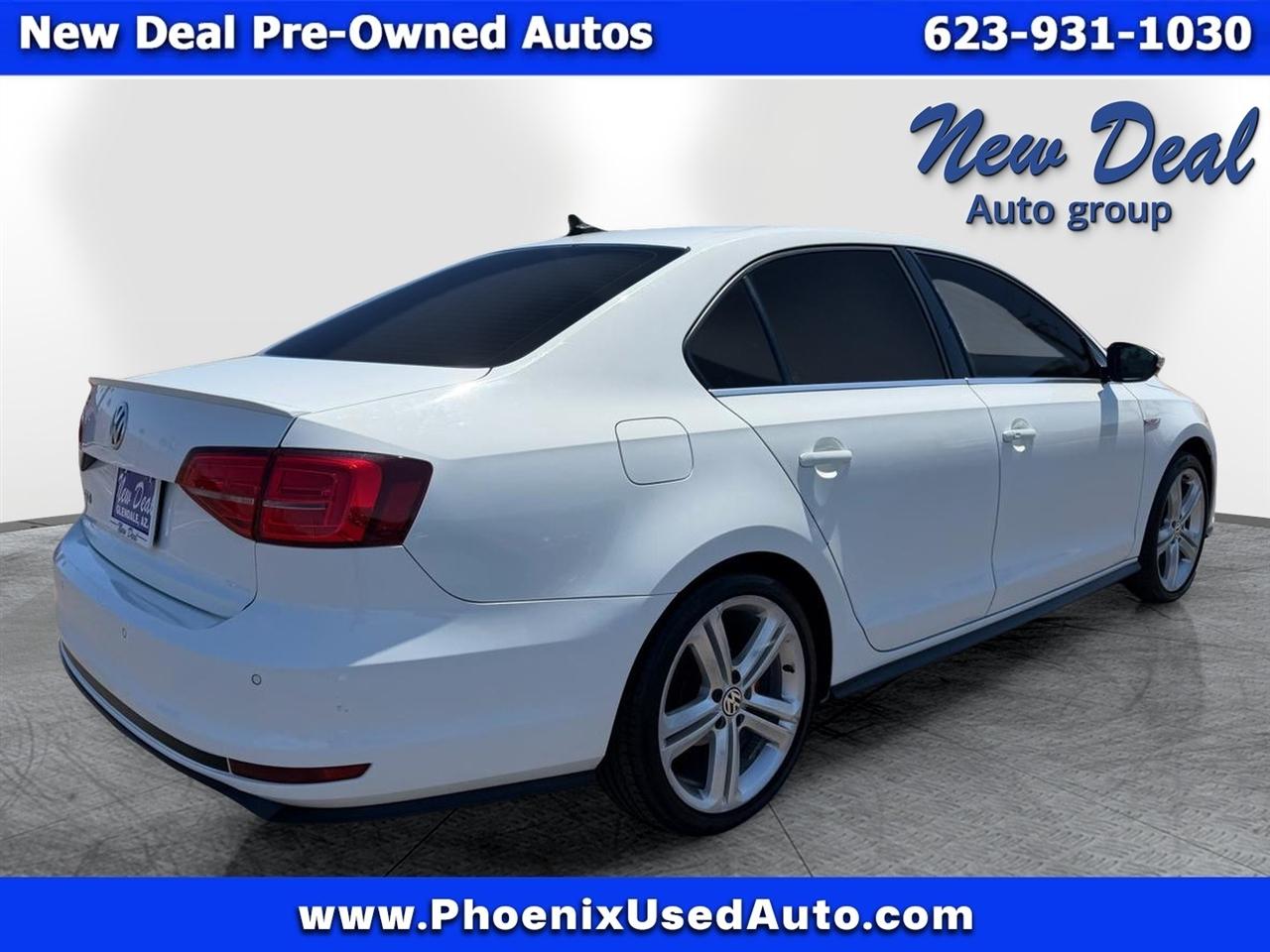 Volkswagen Jetta GLI SE 6A 2016
