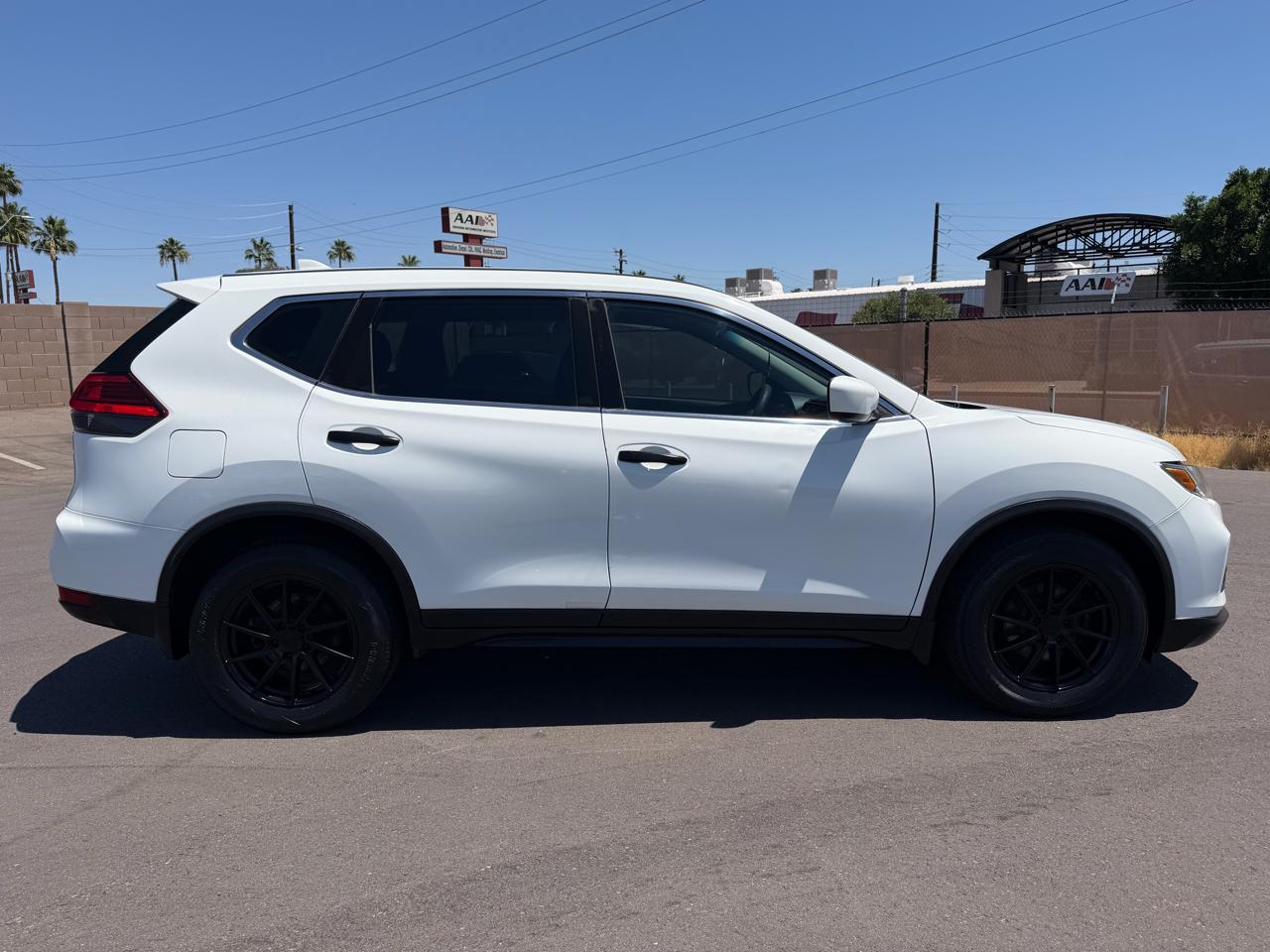 Nissan Rogue S 2WD 2017