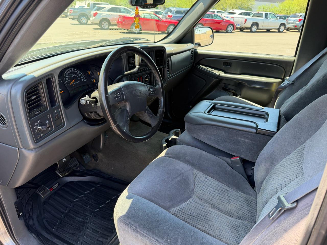 Chevrolet Silverado 1500 1LT Crew Cab 2WD 2006