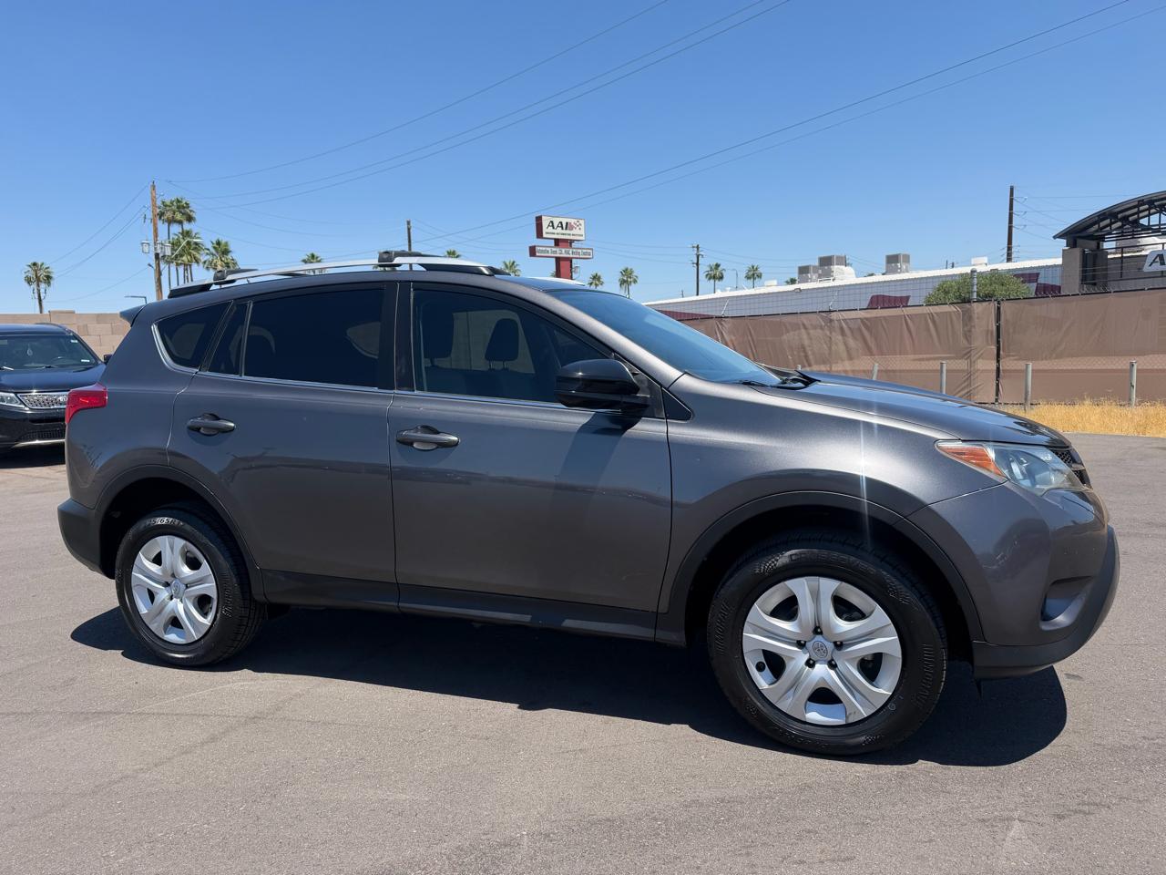 Toyota RAV4 LE FWD 2014