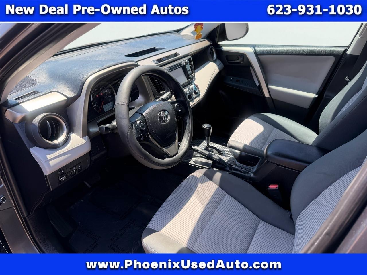 Toyota RAV4 LE FWD 2014