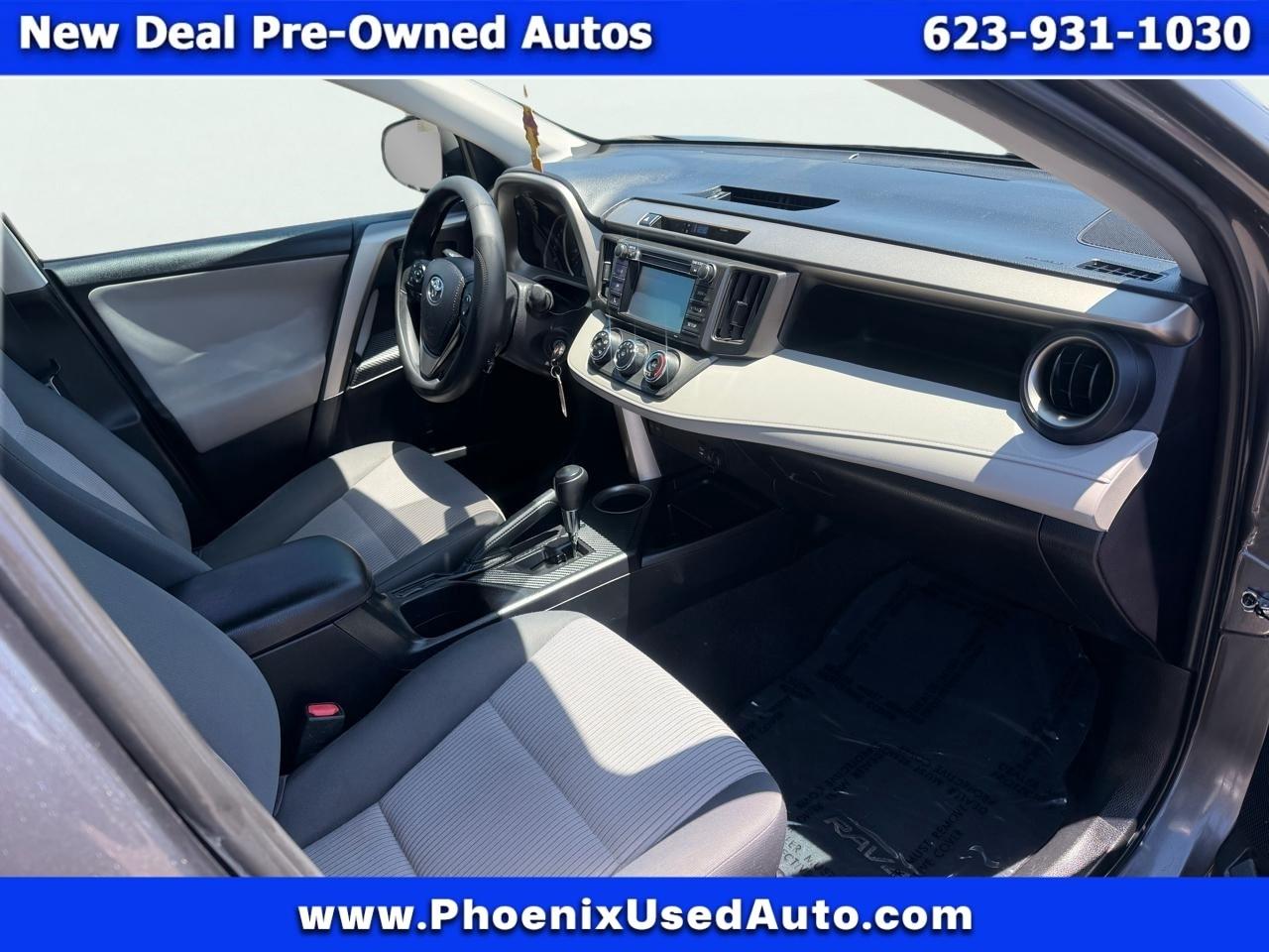 Toyota RAV4 LE FWD 2014