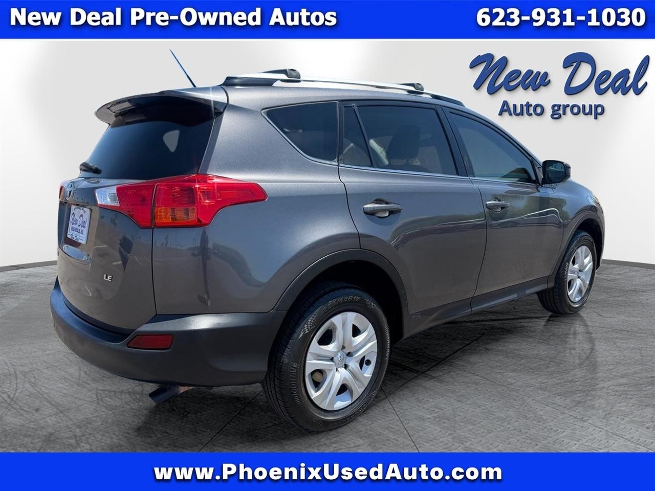 Toyota RAV4 LE FWD 2014