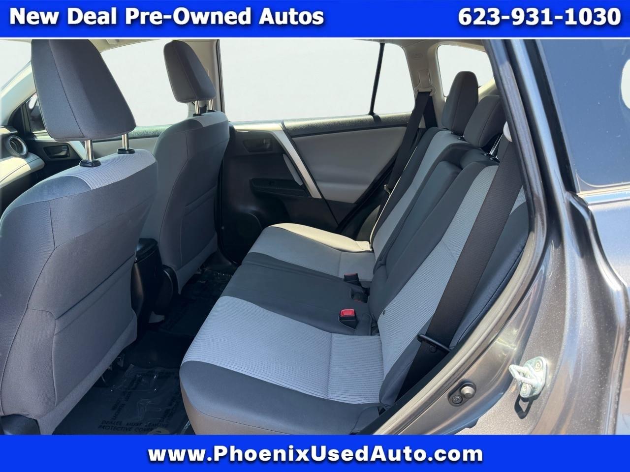 Toyota RAV4 LE FWD 2014