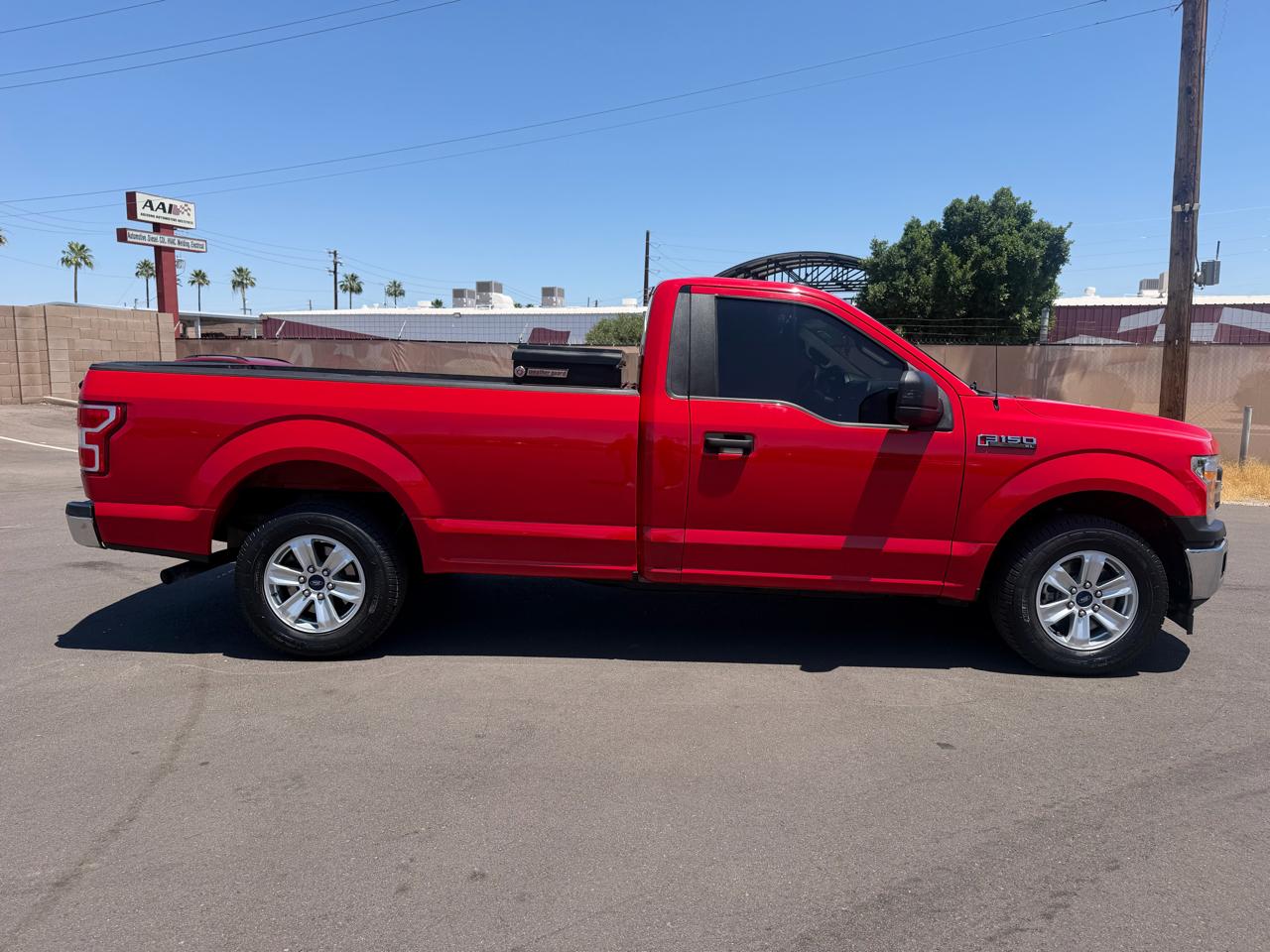 Ford F-150 2WD Reg Cab 145" XL 2018