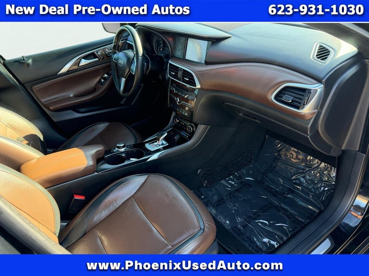 Infiniti QX30 Luxury AWD 2018