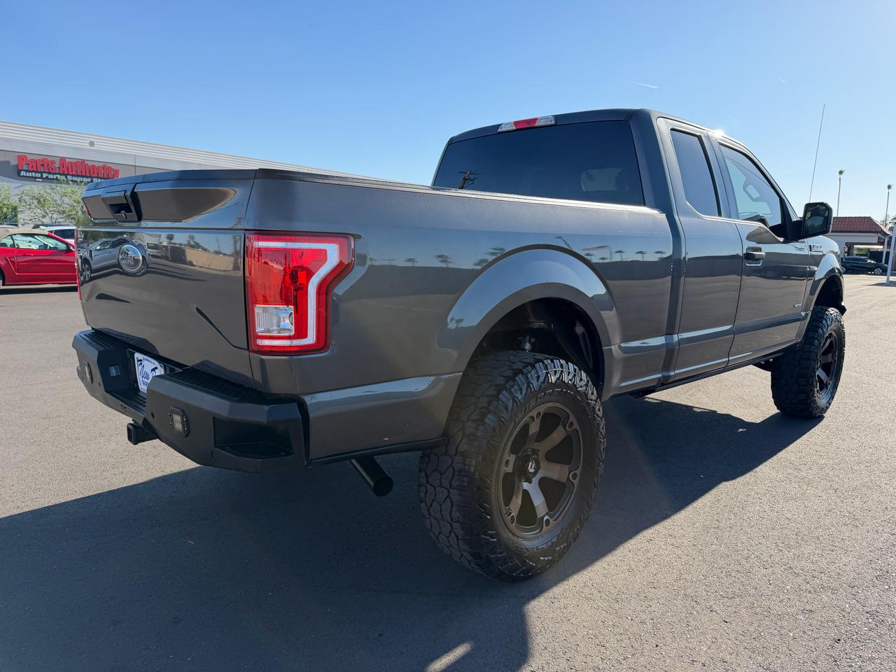 Ford F-150 2WD SuperCab 145" XL 2017