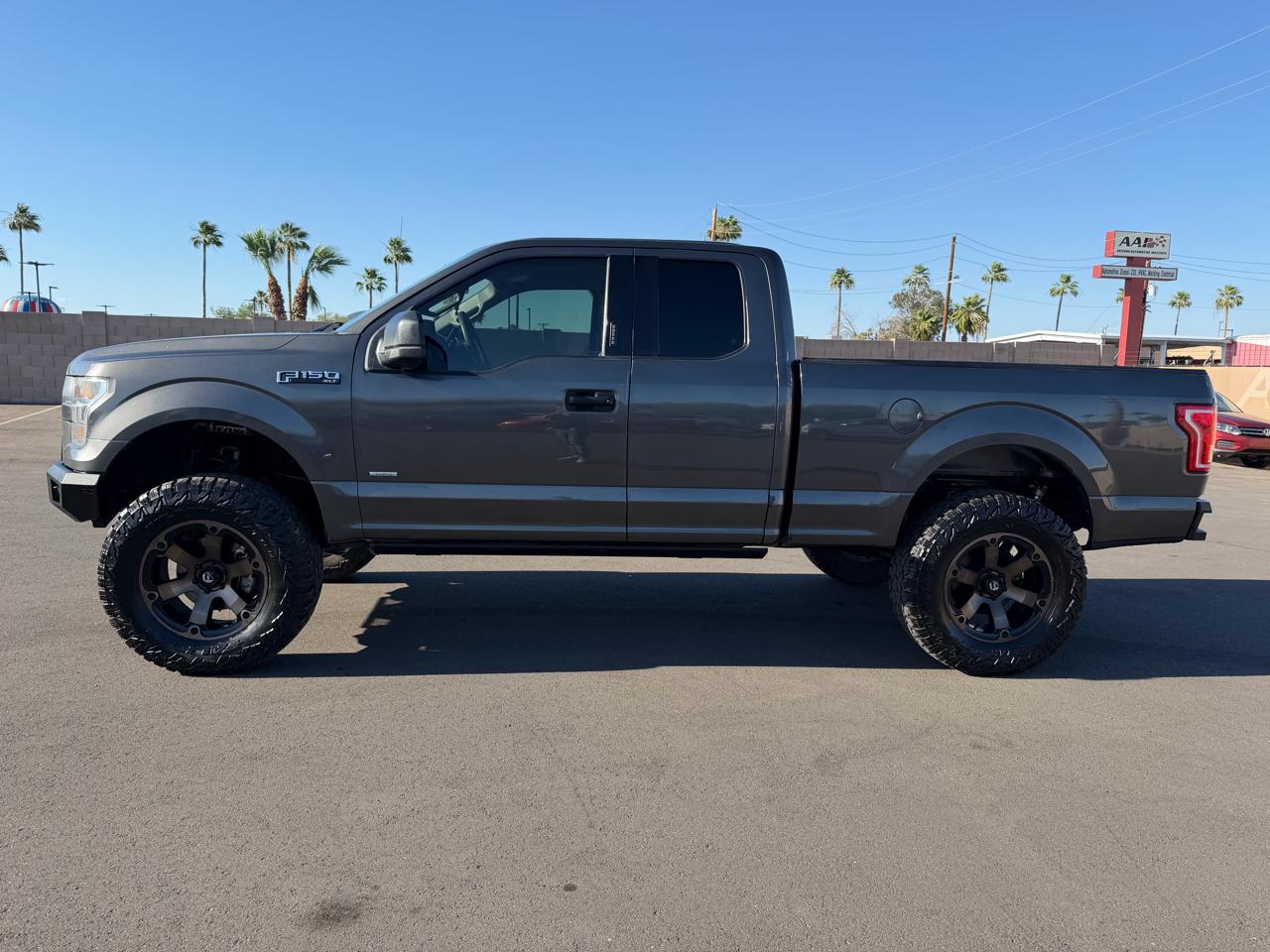 Ford F-150 2WD SuperCab 145" XL 2017