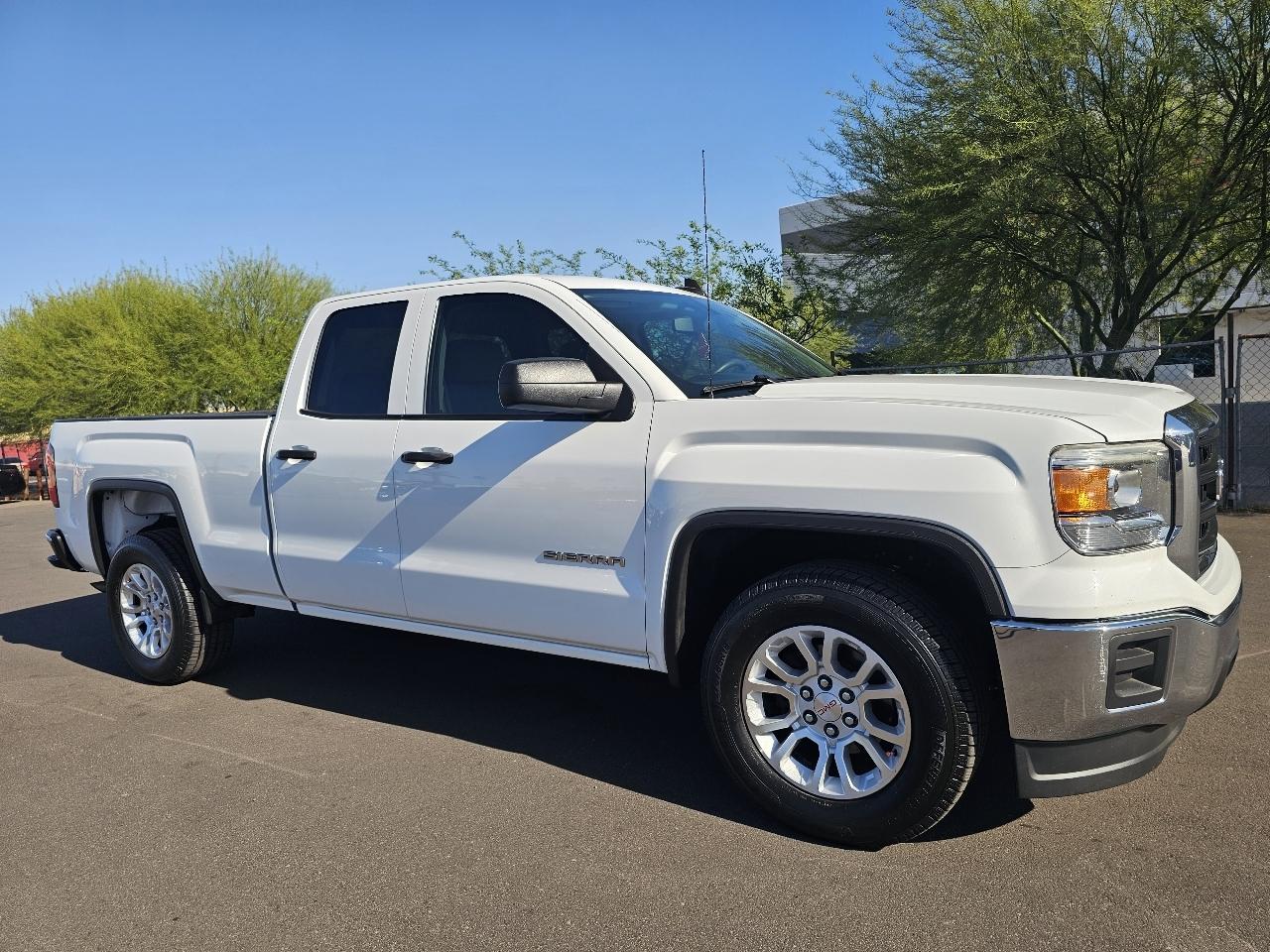 GMC Sierra 1500 Base Double Cab 2WD 2015