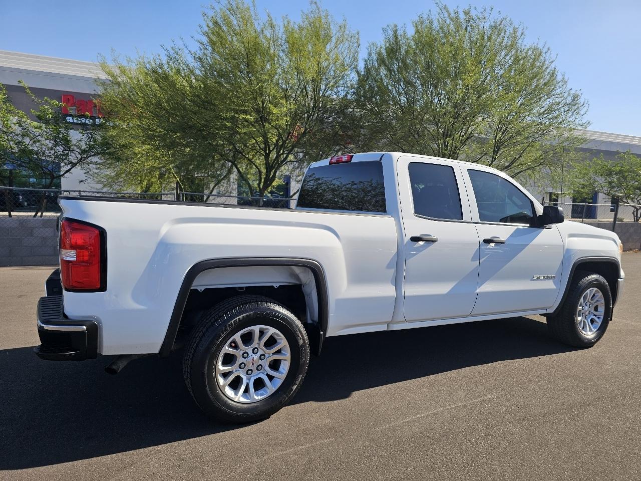 GMC Sierra 1500 Base Double Cab 2WD 2015