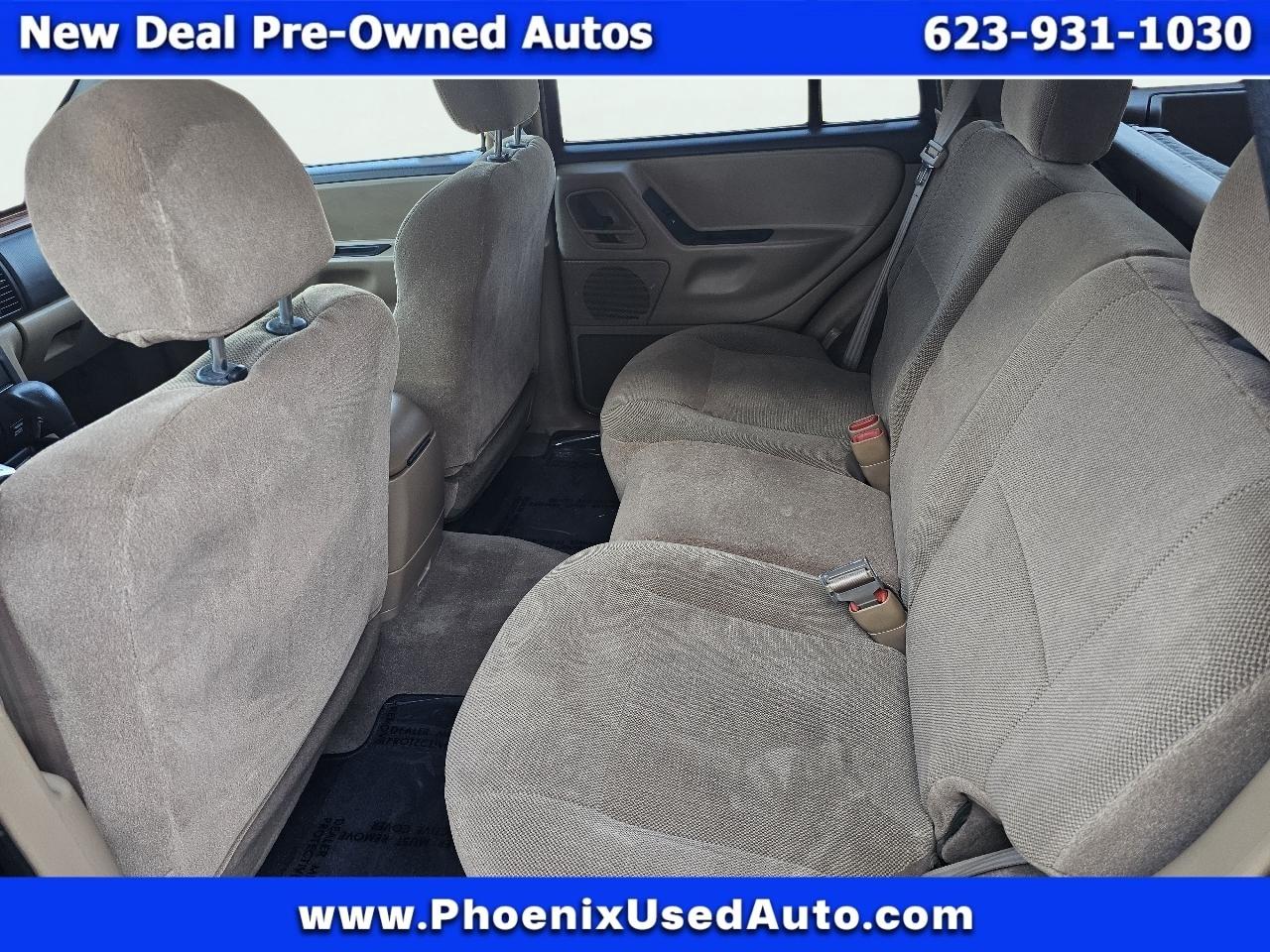 Jeep Grand Cherokee Laredo 2WD 1999