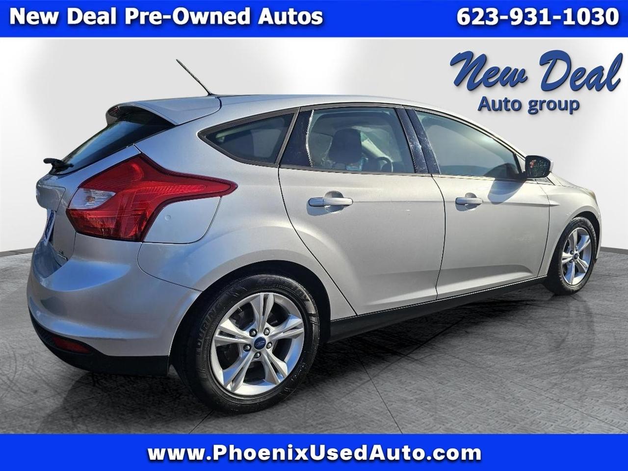 Ford Focus SE 2012