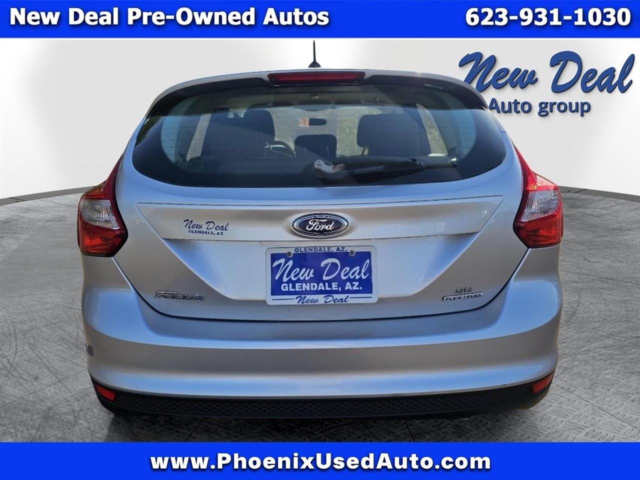 Ford Focus SE 2012