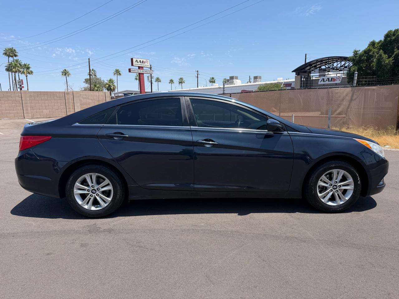 Hyundai Sonata GLS 2013