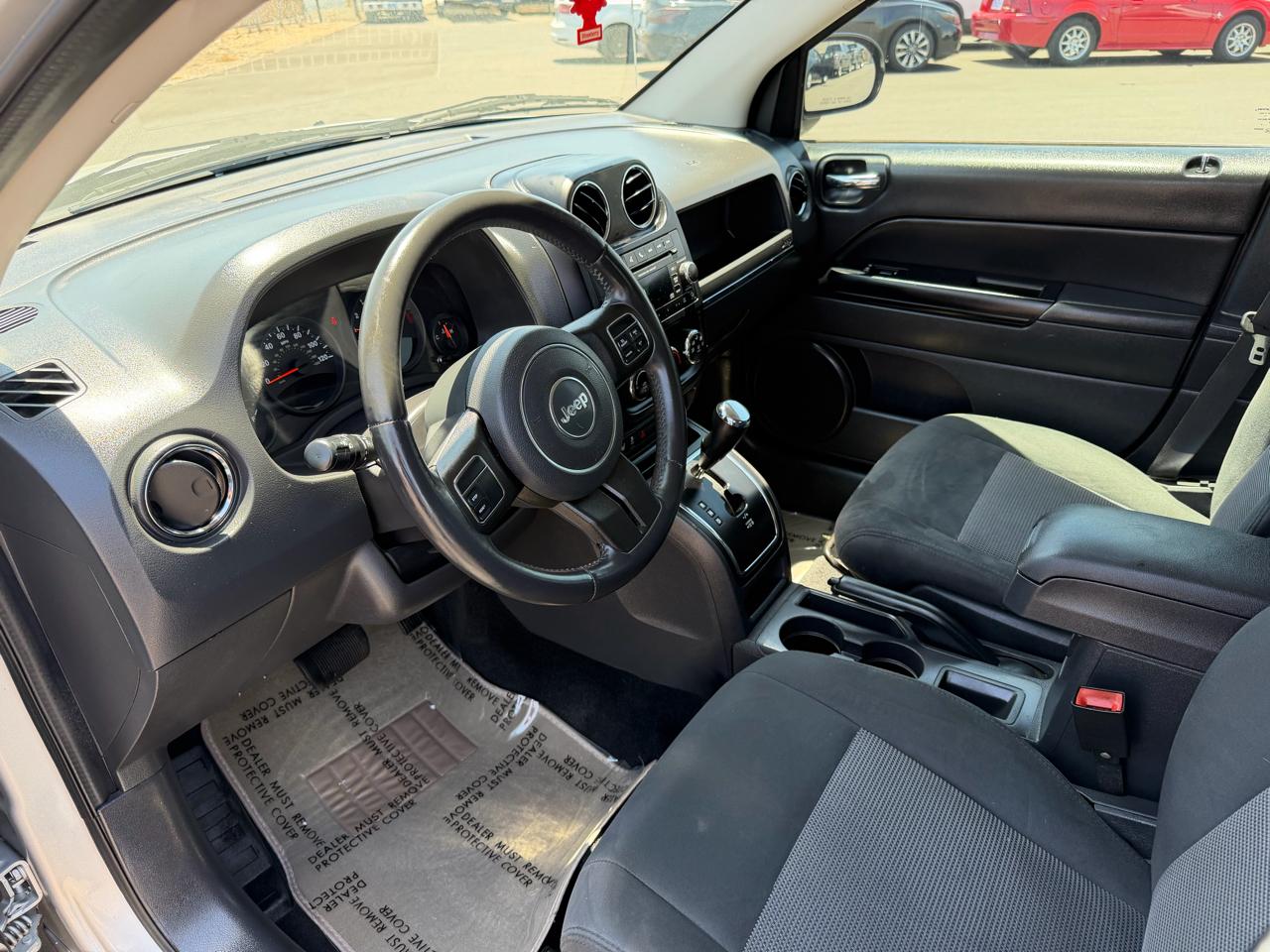 Jeep Compass Latitude FWD 2012