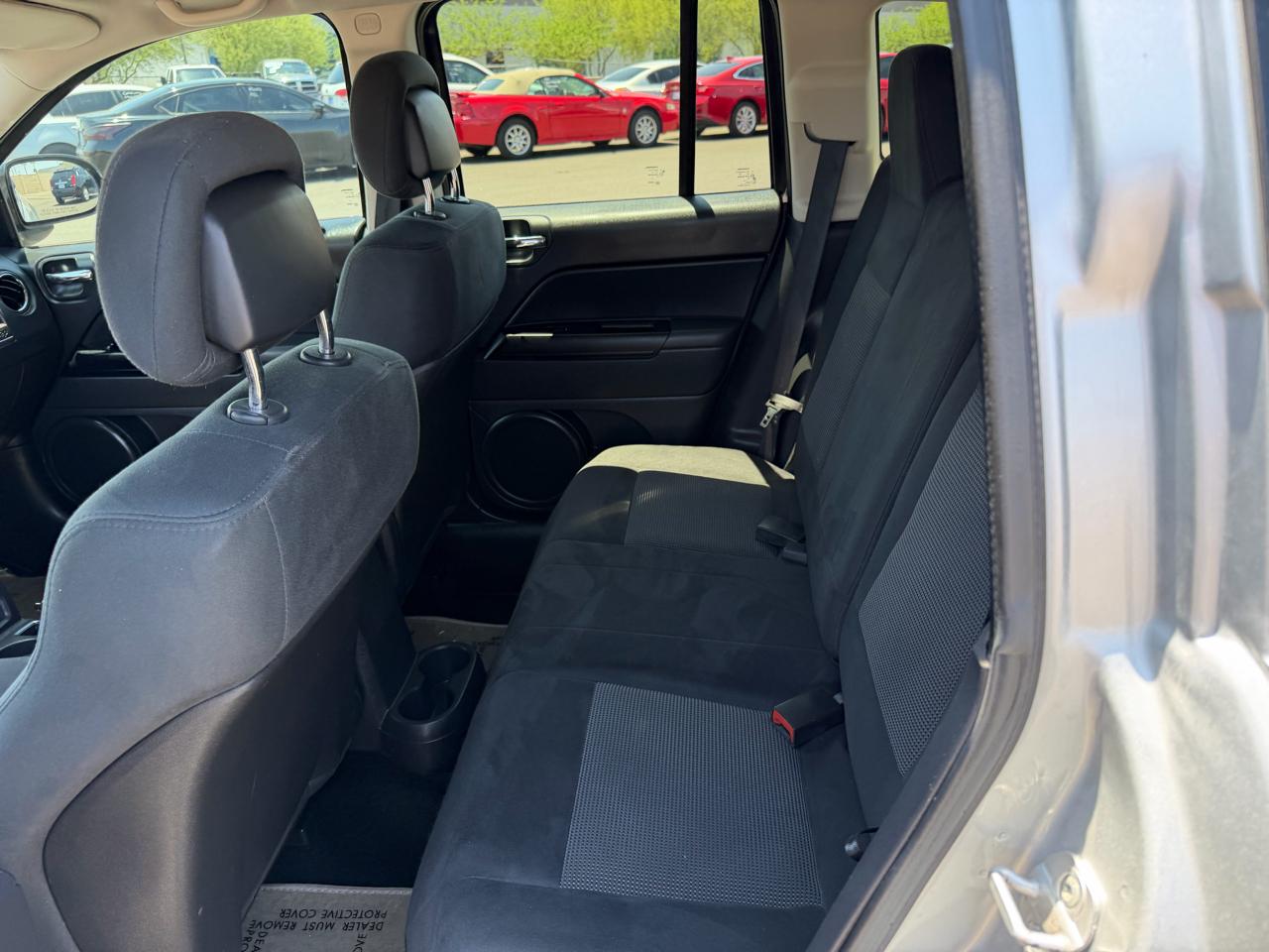 Jeep Compass Latitude FWD 2012