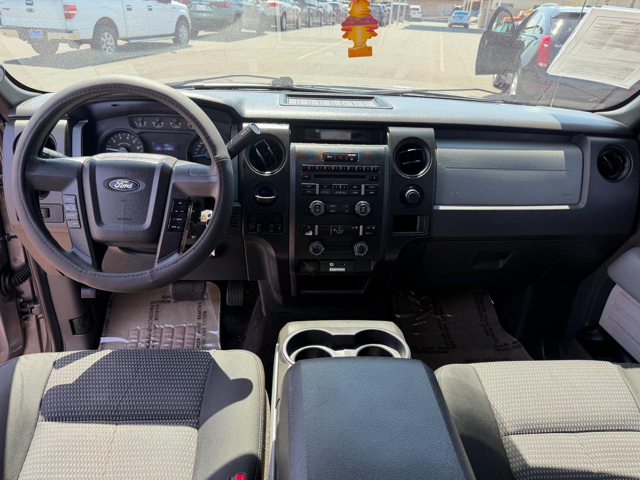Ford F-150 2WD SuperCrew 139" XL 2014
