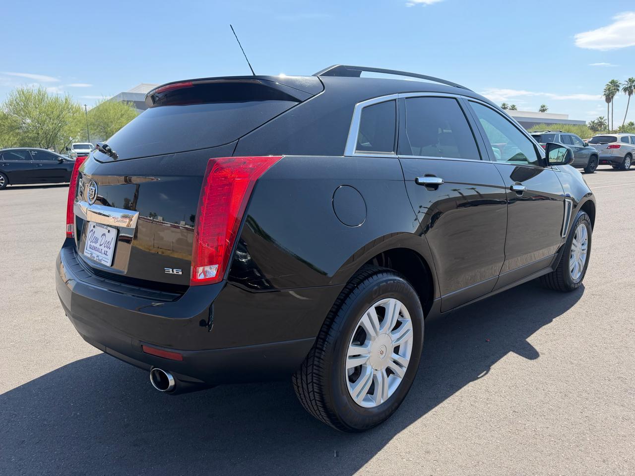 Cadillac SRX Standard FWD 2016