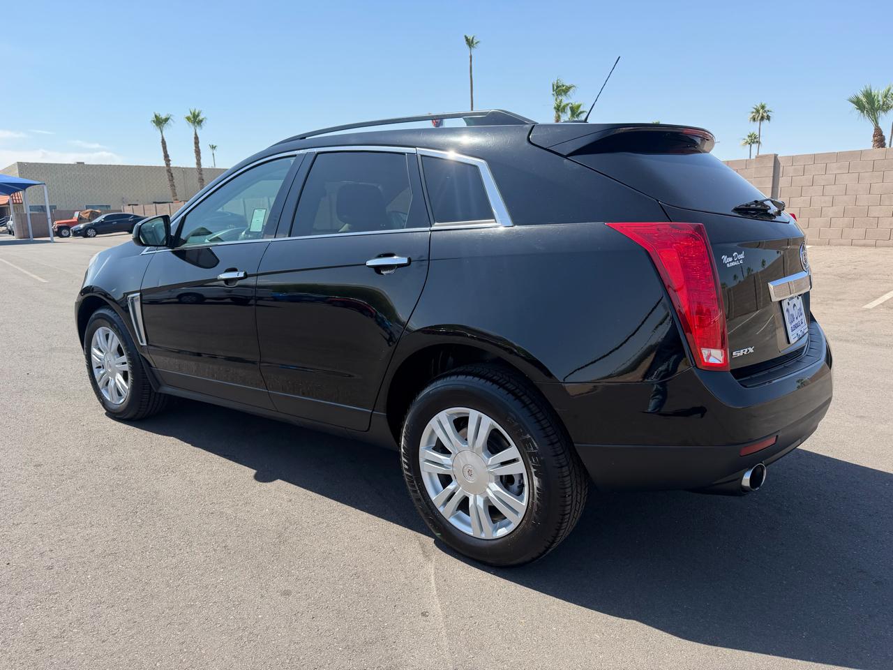 Cadillac SRX Standard FWD 2016