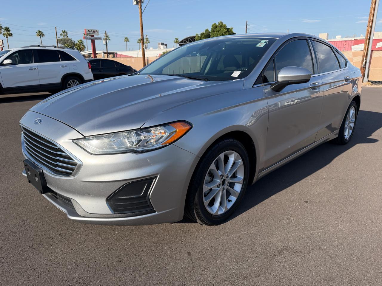 Ford Fusion Hybrid SE 2020