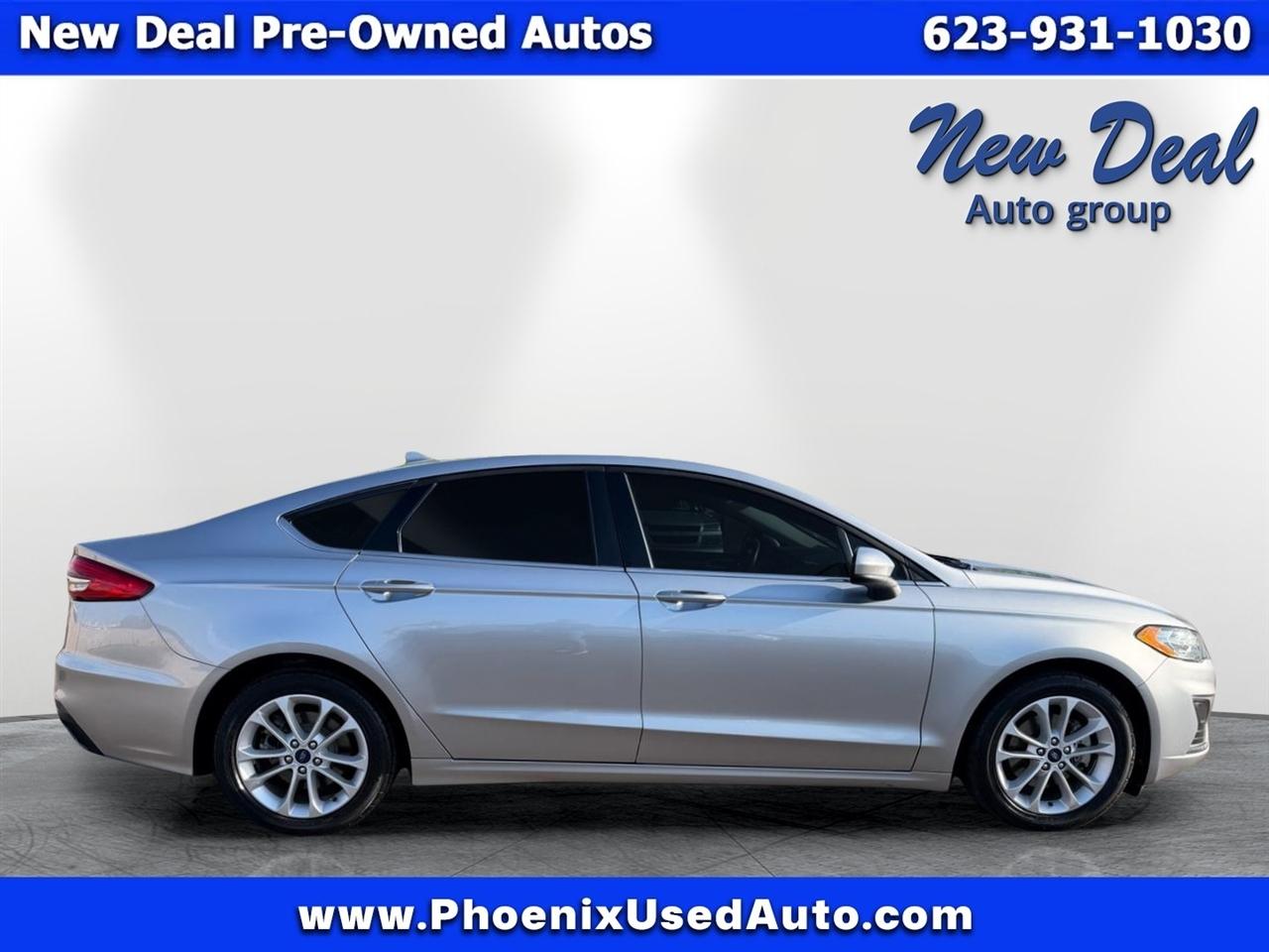 Ford Fusion Hybrid SE 2020